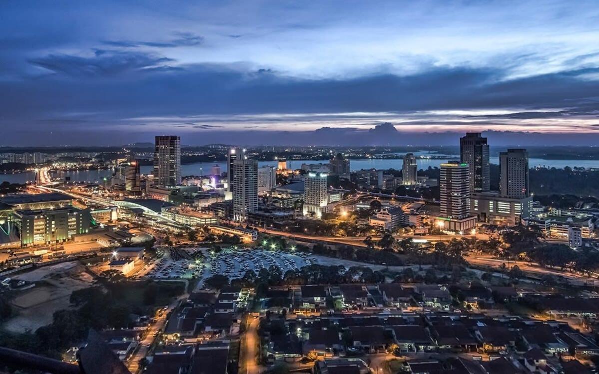 Cozy & High Floor Suite In Suasana Jb 15, Views Johor Bahru Dış mekan fotoğraf